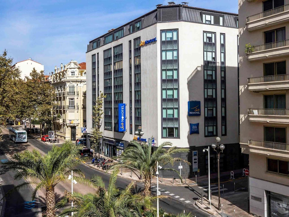 Novotel Suites Cannes Centre in CANNES