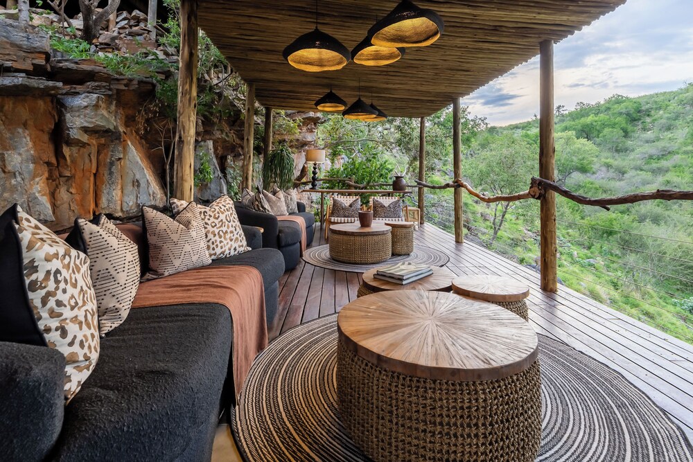Buffalo Ridge Safari Lodge 27/50