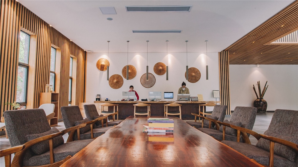 Meijie Mountain Hotspring Resort 22/43