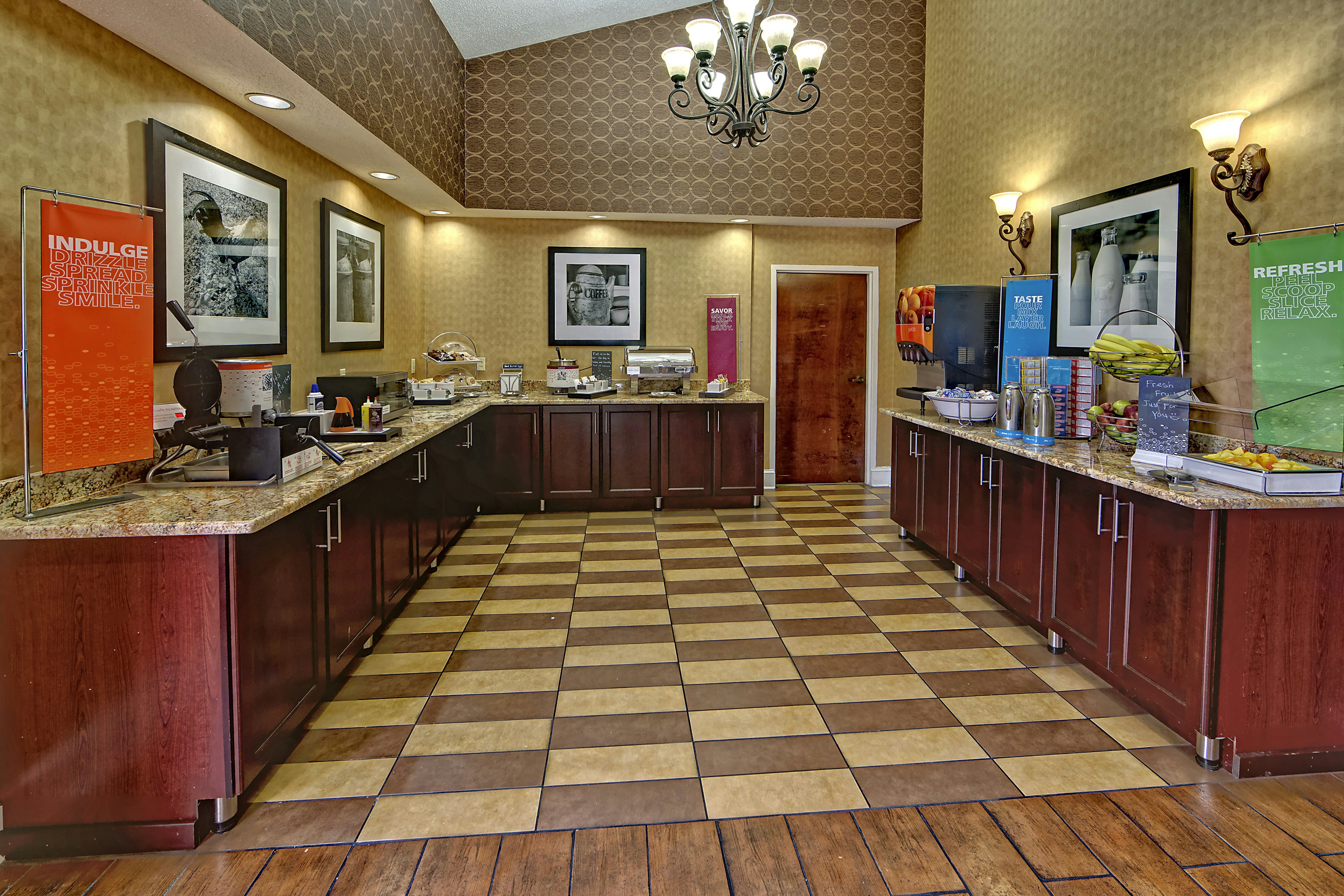 Hampton Inn Morristown 8/32