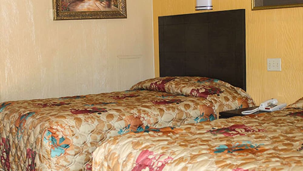 Charles Wesley Motor Lodge 21/51
