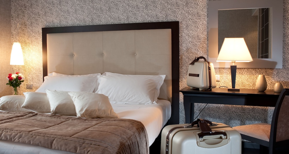Fiume Hotel 26/53