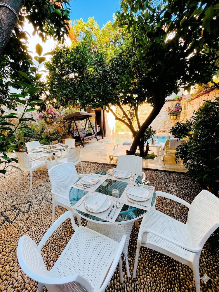 Kaleici Hotel 46/63