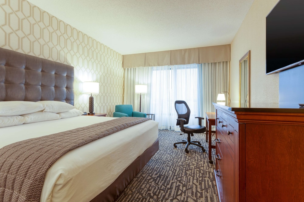 Drury Plaza Hotel St Louis Chesterfield 12/50