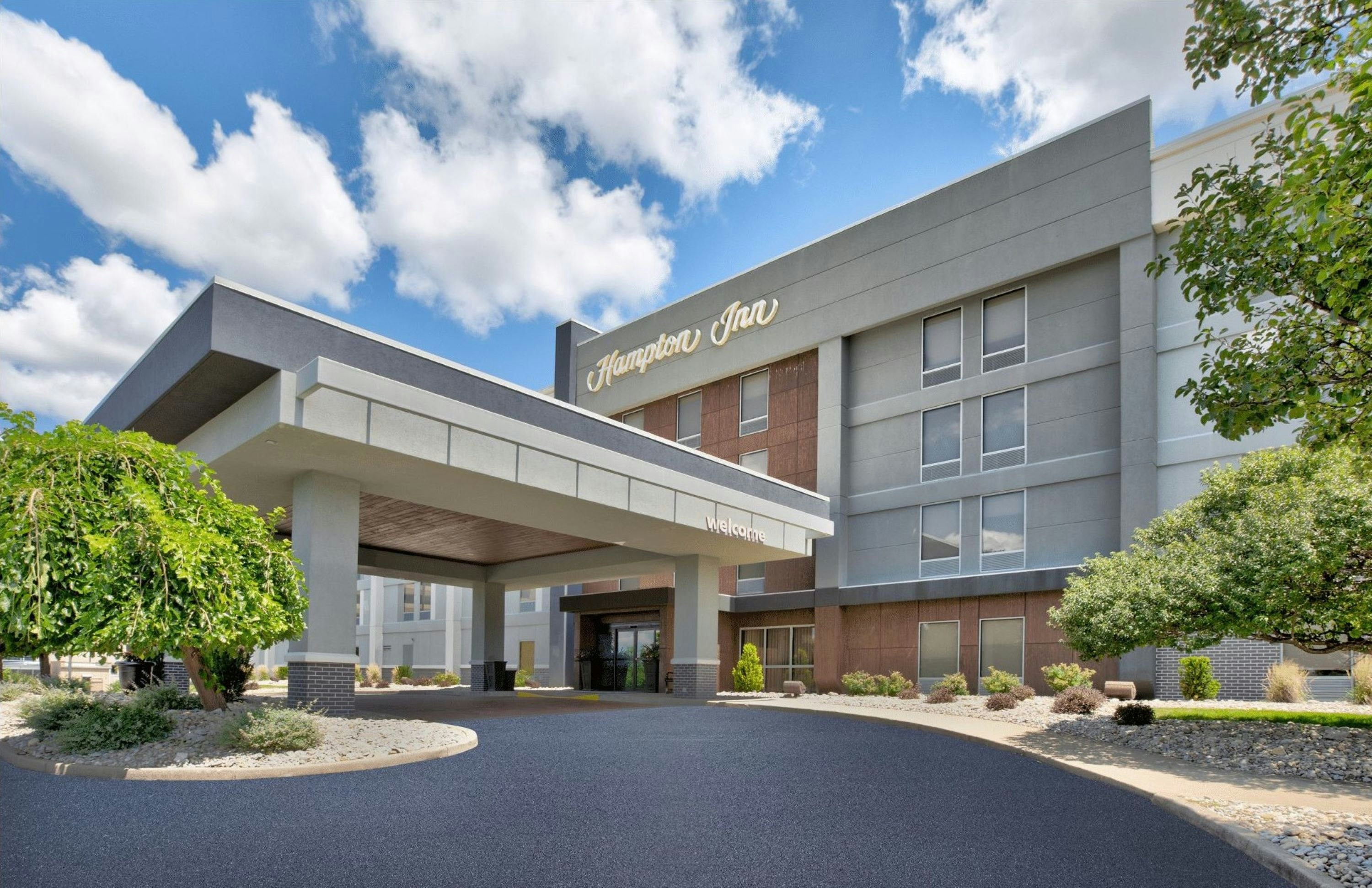 Hampton Inn Cincinnati Northwest Fairfield 7/50