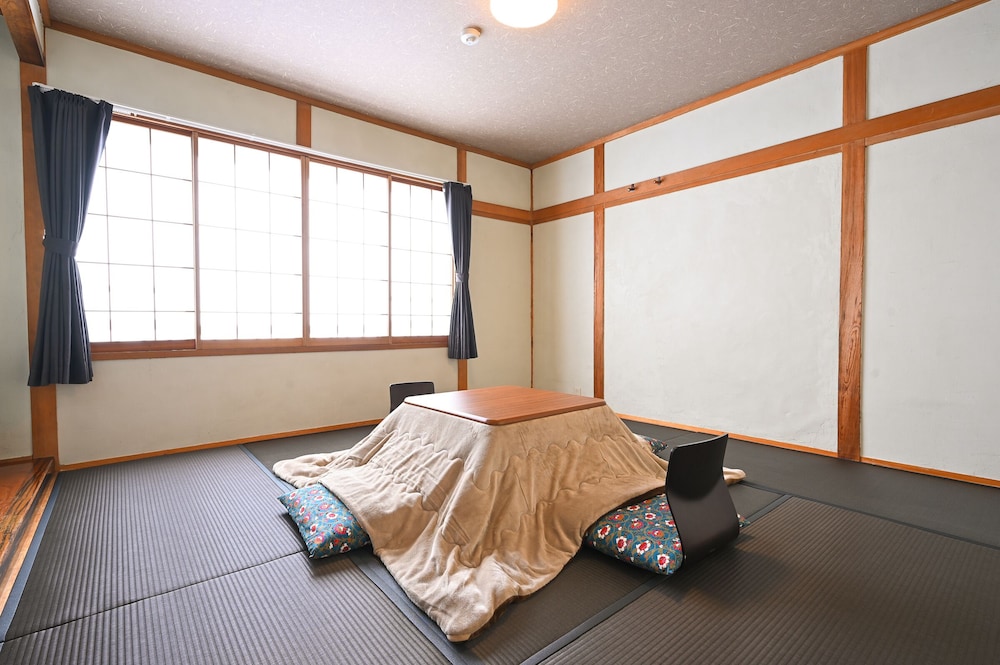 Lakeside Guest House Hostel Jil 8/39