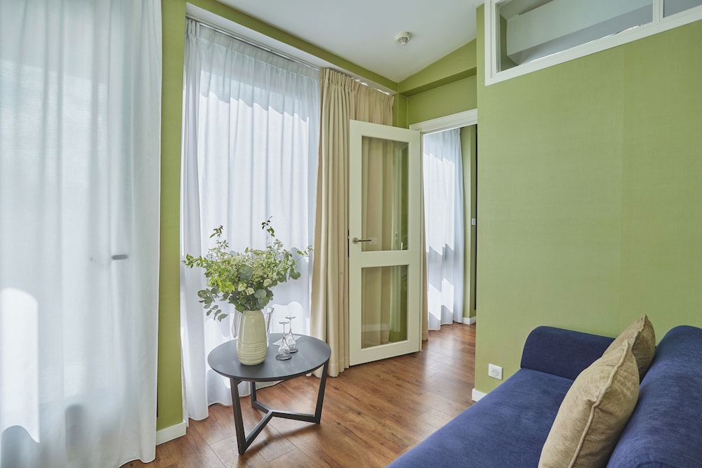 Les Jardins de Mademoiselle & SPA 46/69
