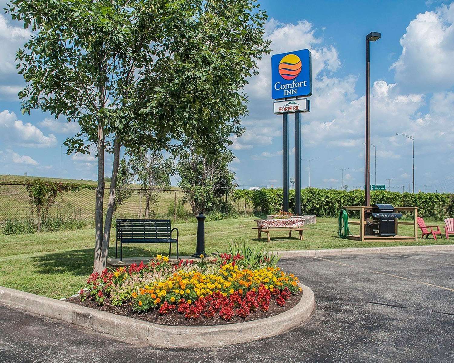 Comfort Inn Fort Erie 10/13