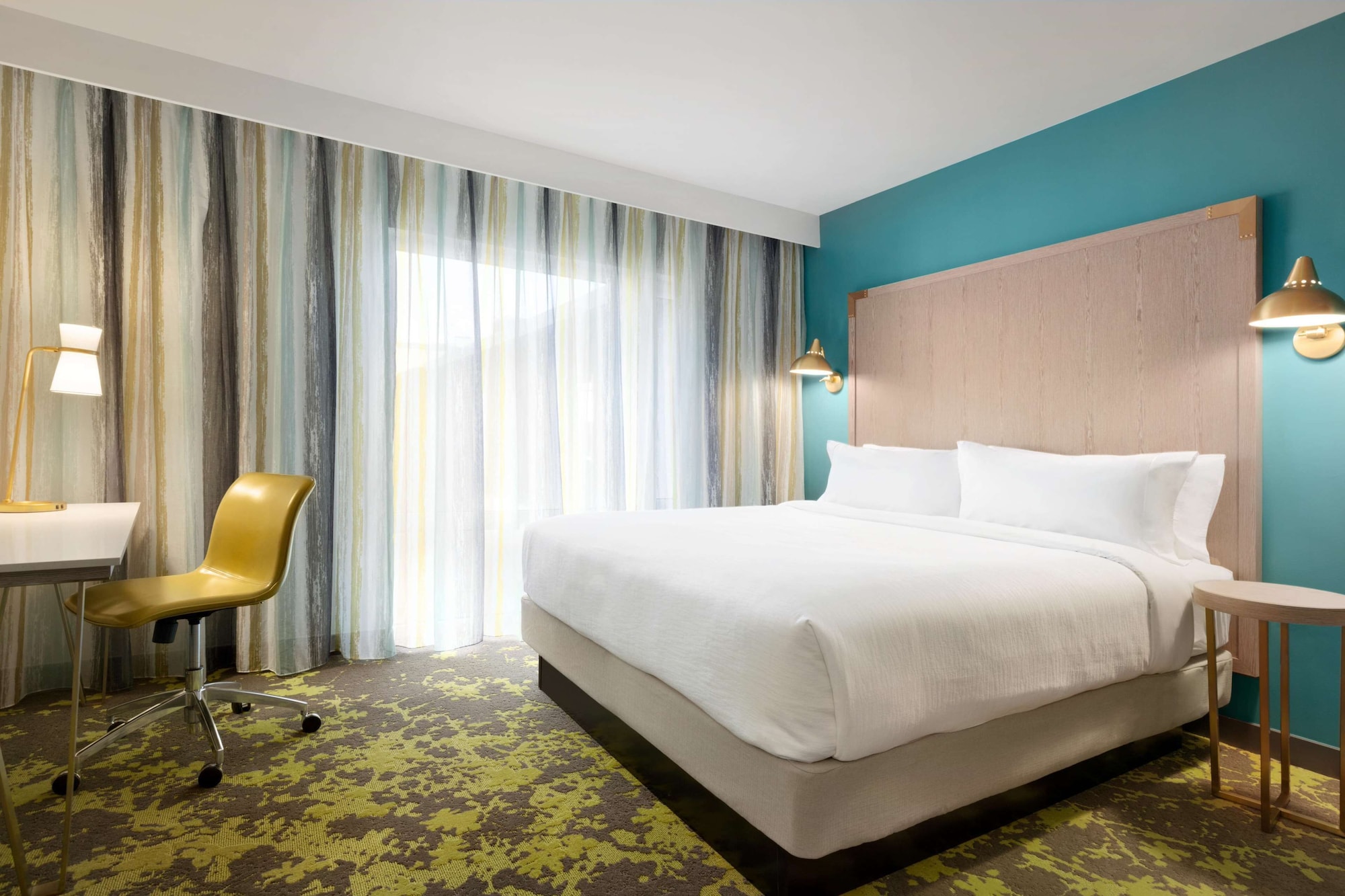 Studio, Suite, King Bed, Sofa