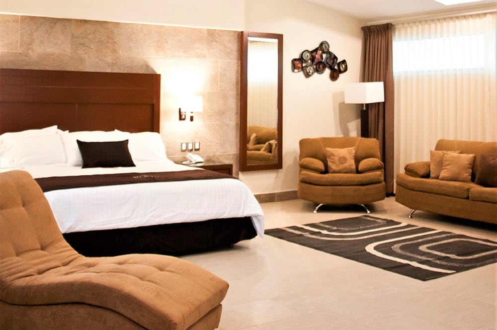 Hotel Ecce Inn 6/32
