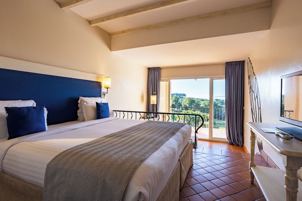 غرفة ديلوكس بسريرين منفصلين، Le Fregate Provence 3/7