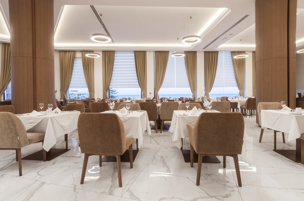 Vivaldi Hotel 56/71