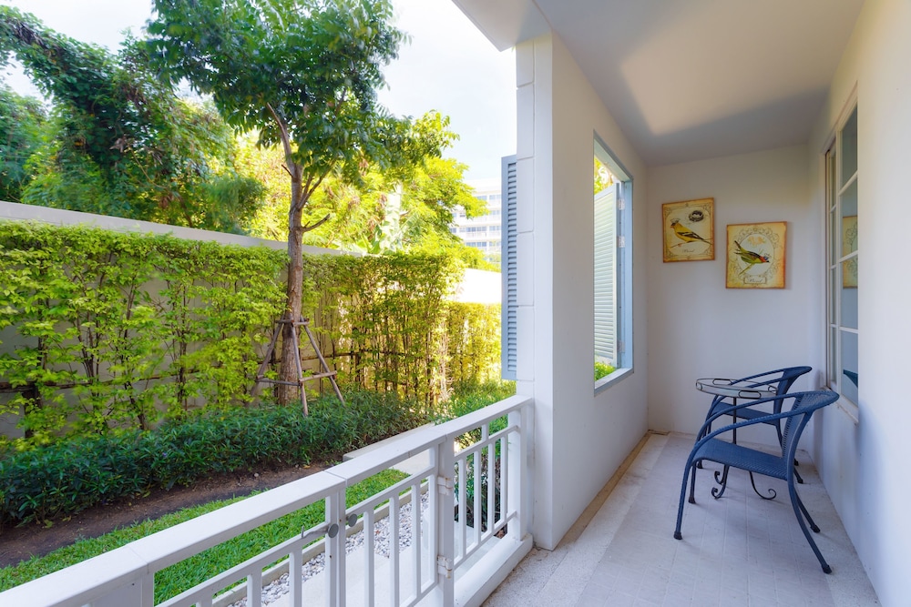 Summer Hua Hin Condominium photo4