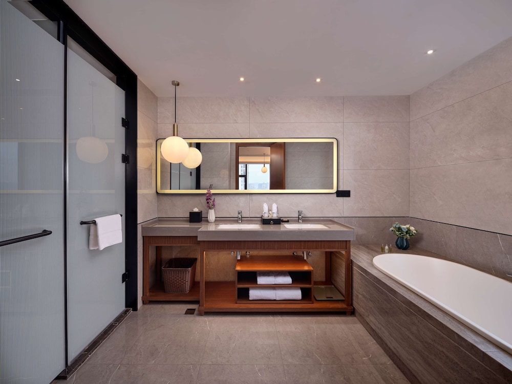 Hilton Garden Inn Jinzhou Central Street 12/44