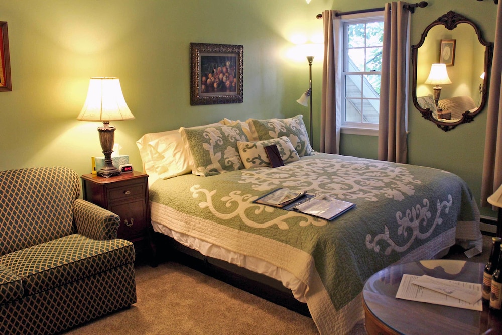 Battlefield Bed &amp; Breakfast Inn 39/76