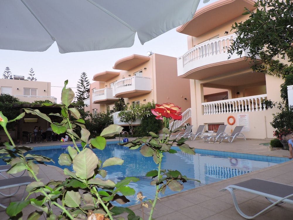 GOLDEN ROSE SUITES 12/62
