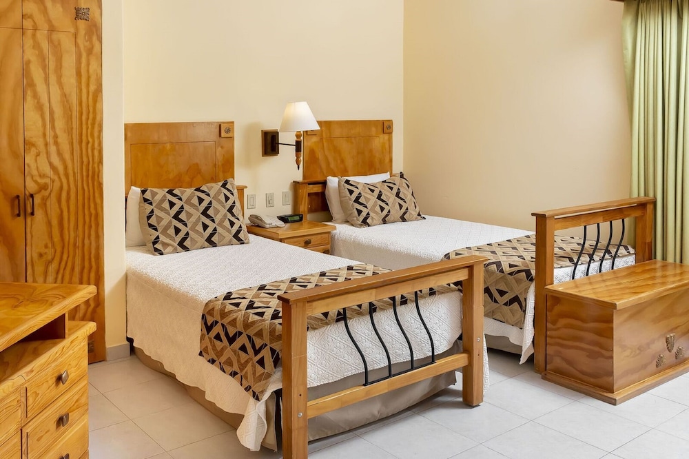 Hotel Santa Fe Loreto by Villa Group 26/75