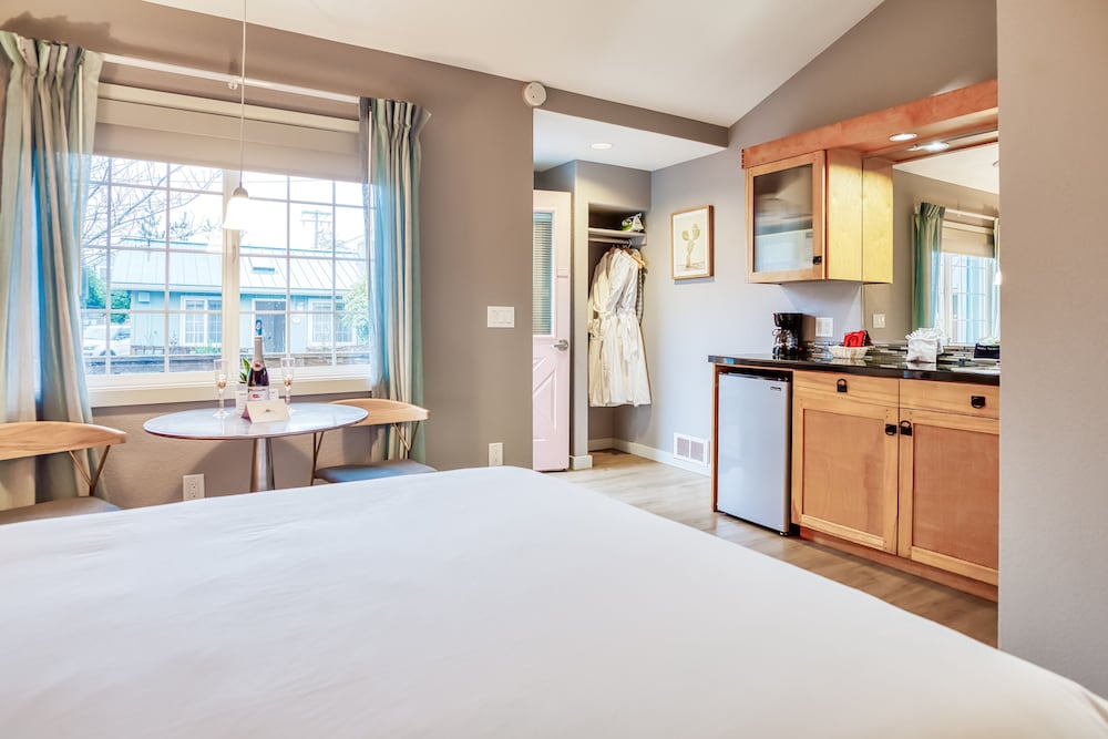 Inn at Haystack Rock 32/71