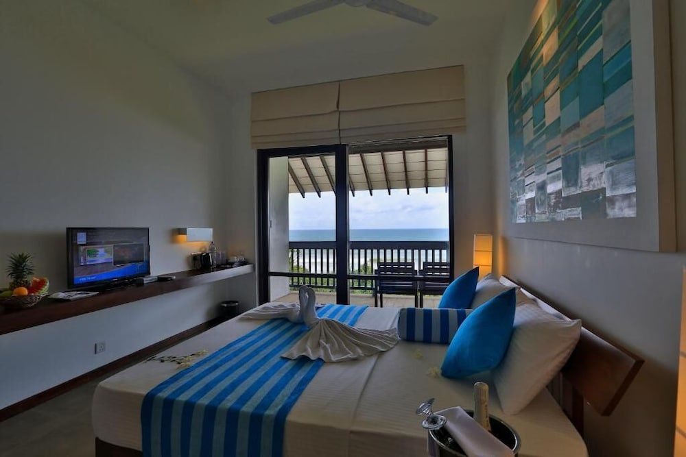 Temple Tree Resort and Spa 13/50