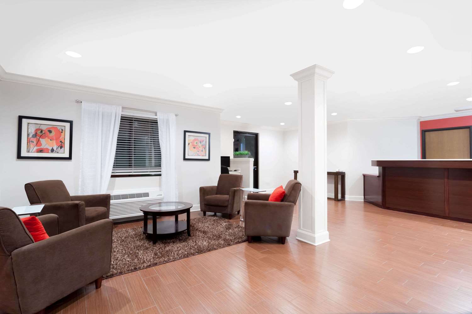 Ramada by Wyndham Tell City 23/35