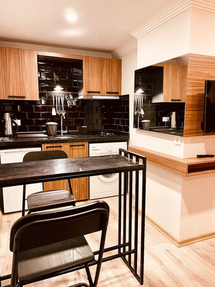 Terra Rossa Suites 37/44