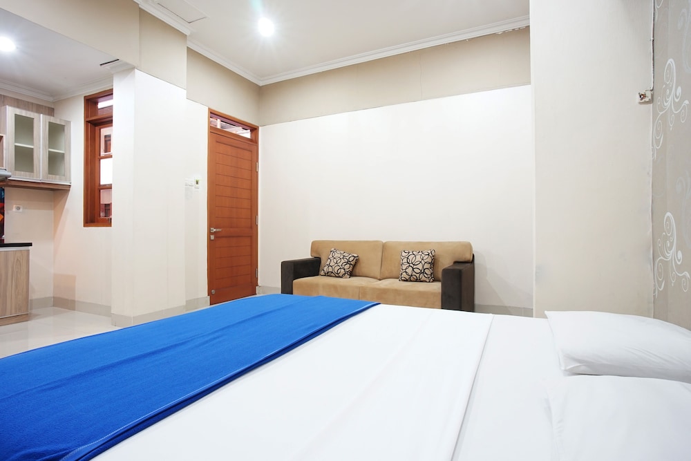 Hotel Bandung Permai by ZUZU 9/34