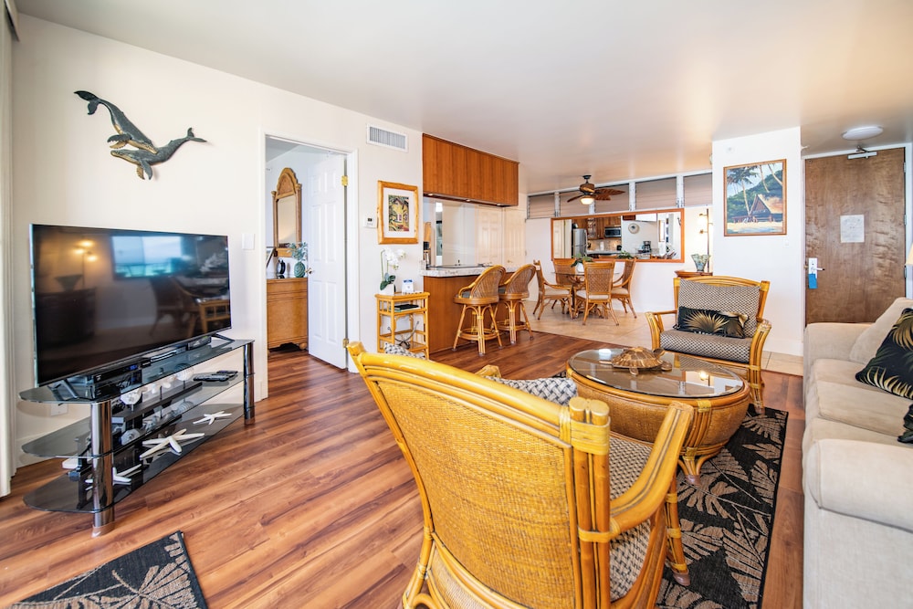 Royal Kahana Maui by OUTRIGGER 67/77