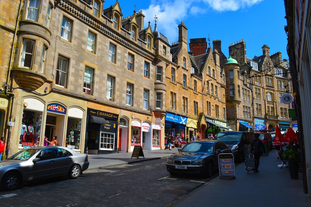 The Inn Place 27/35