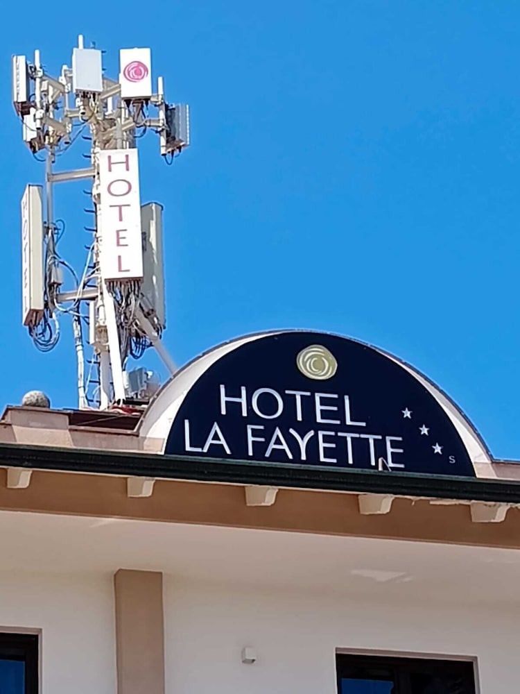 La Fayette 6/52