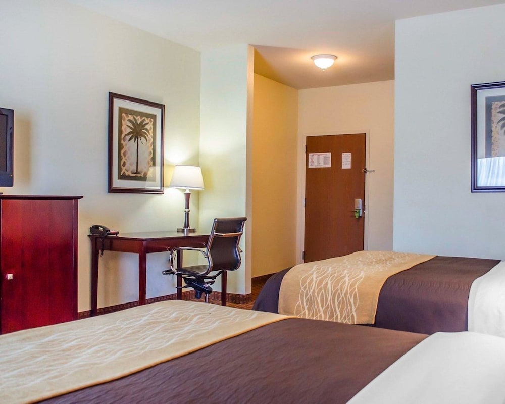 Comfort Inn & Suites Crestview South 13/43