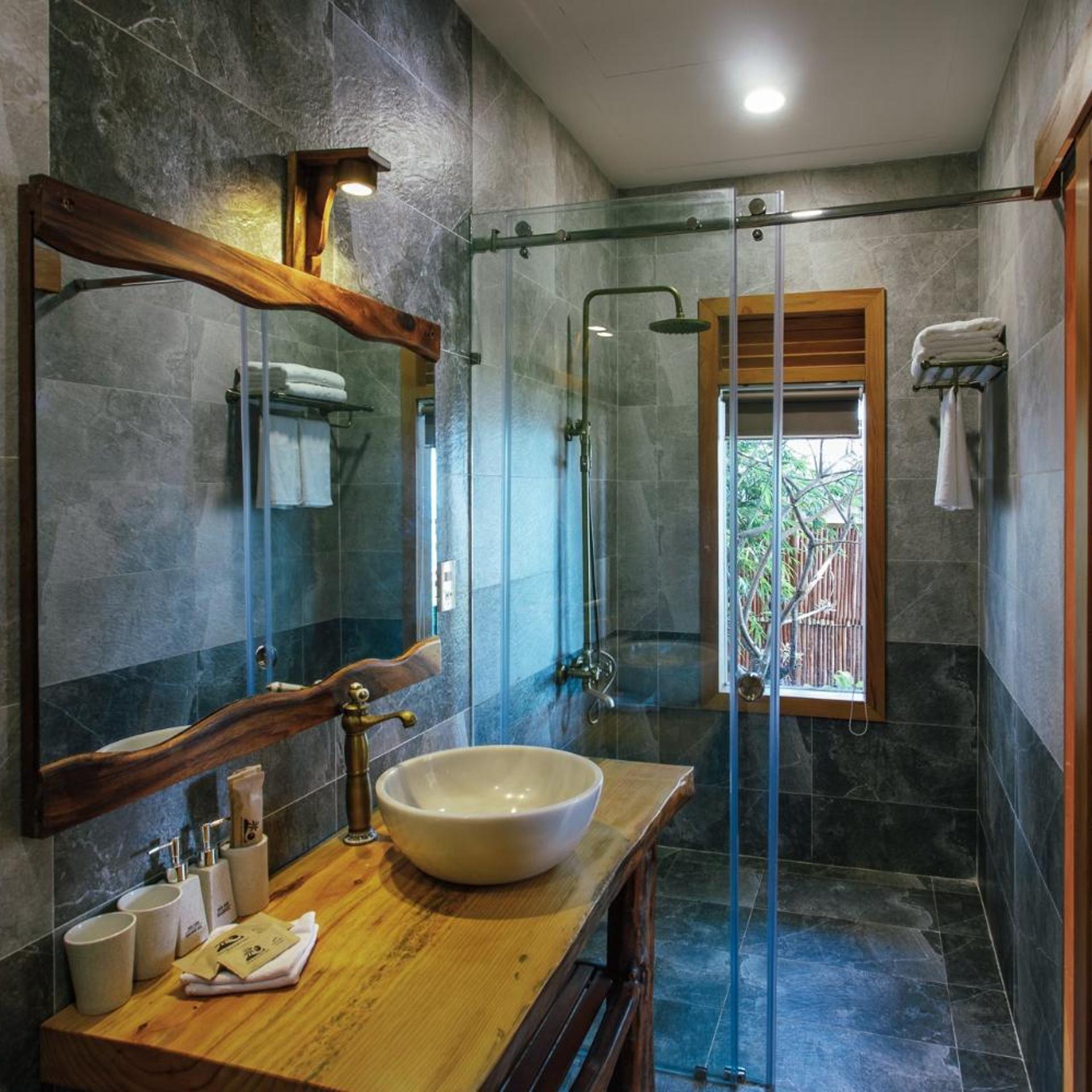 Rocks Beach Boutique Bungalows 77/80