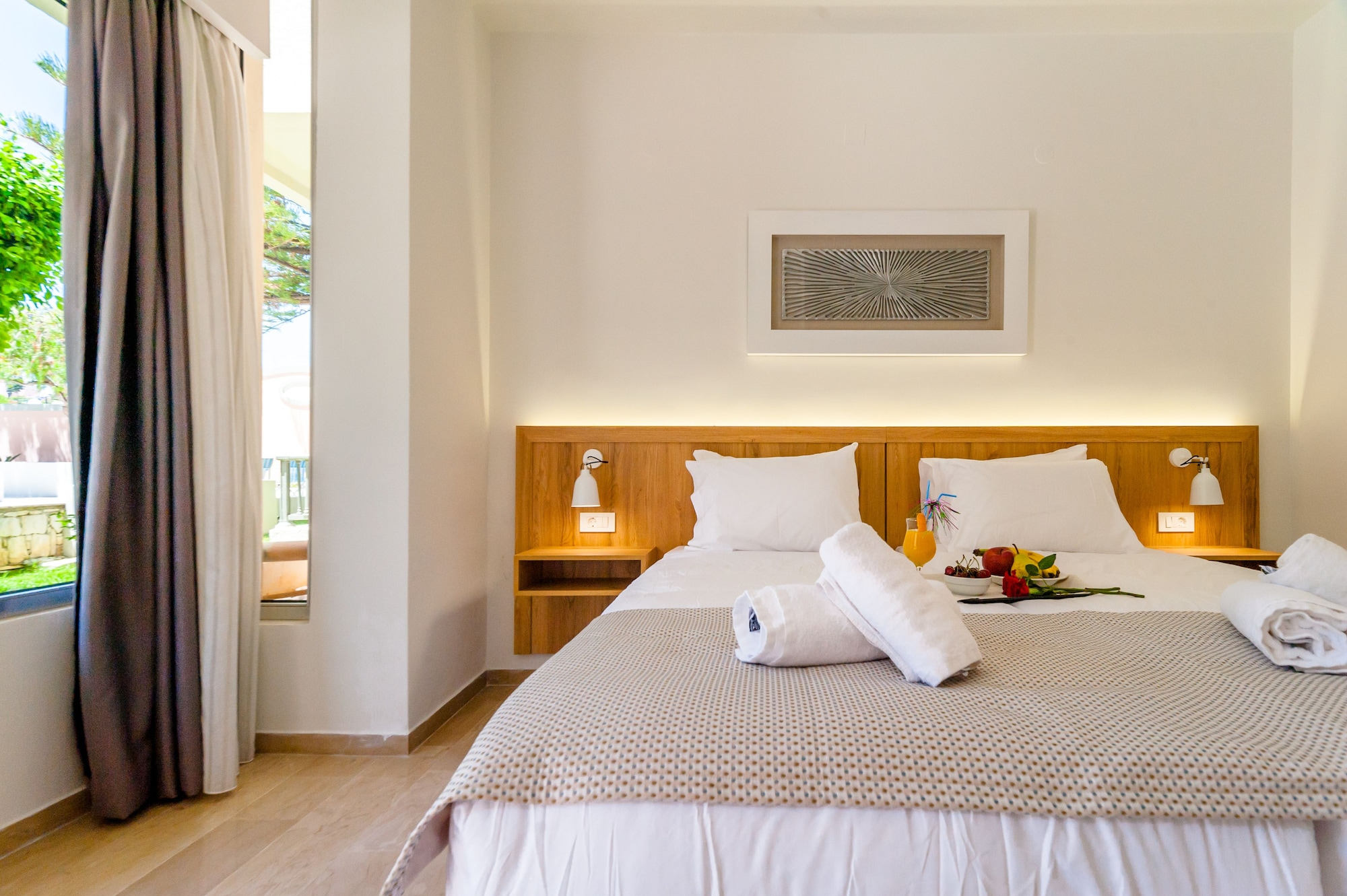 2 BEDROOMS, SUPERIOR, APARTMENT