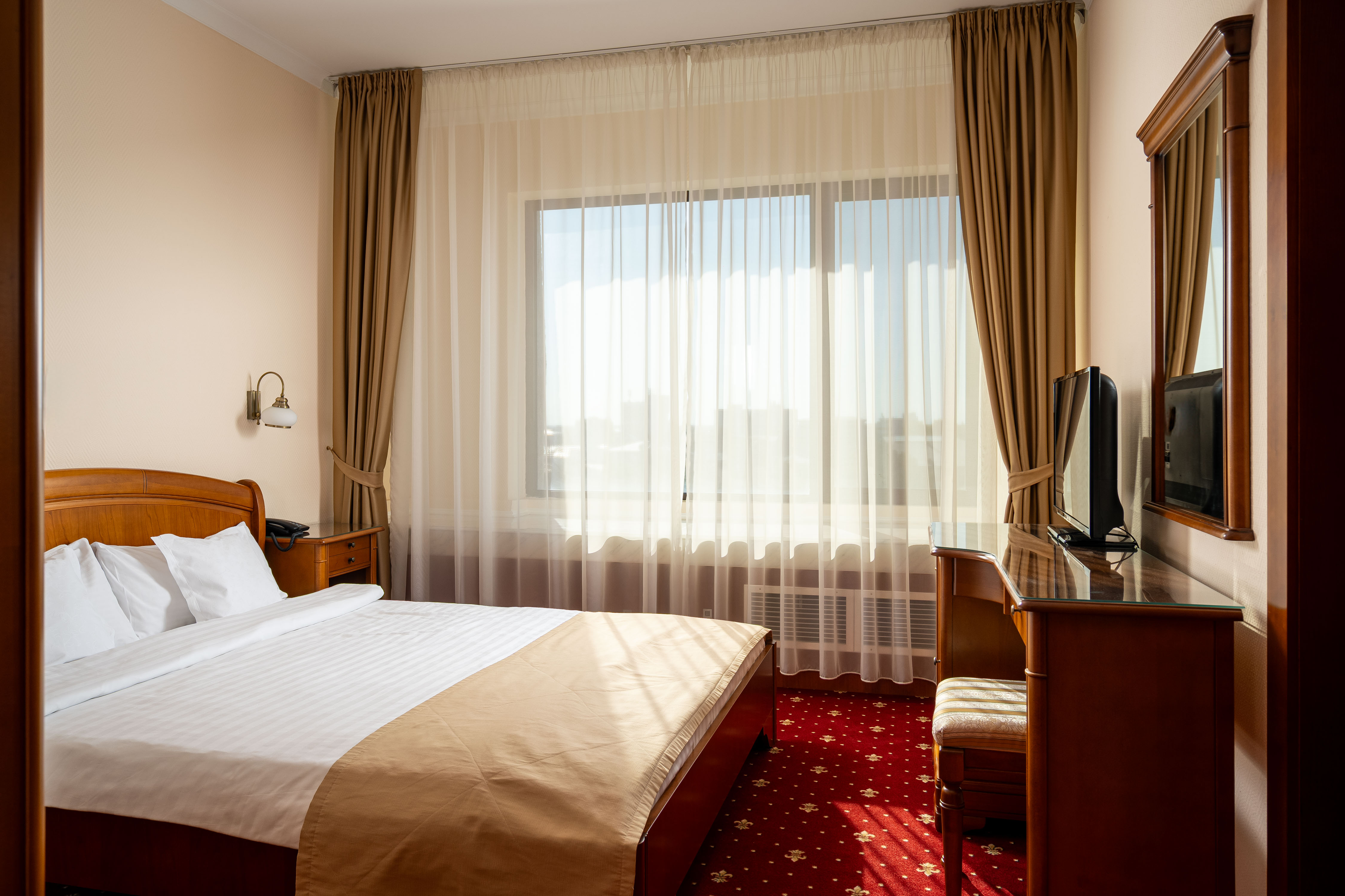 Hotel Traian 11/50