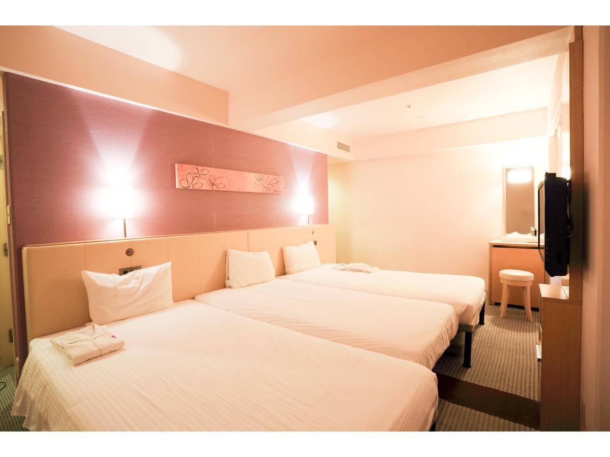 Hollywood, Family, 3 Beds, 2 Bathrooms