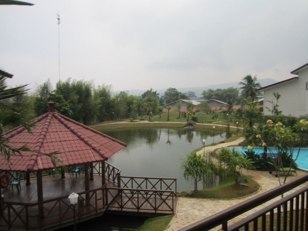 Rukun Resort Sentul 14/18