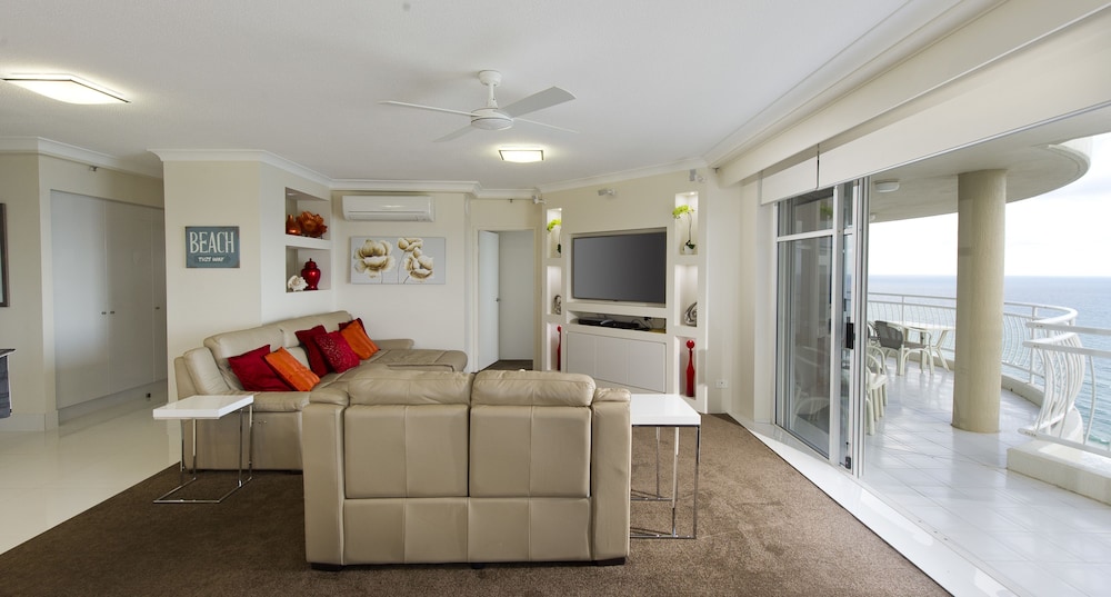 2ND AVENUE BEACHSIDE APARTMENTS 57/73