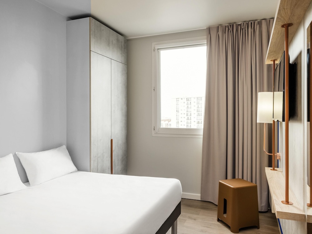 Ibis Budget Paris Clichy Mairie 20/65