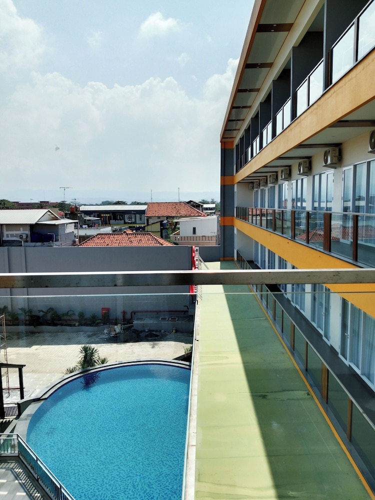 Grand Cahaya Hotel Pangandaran 13/17