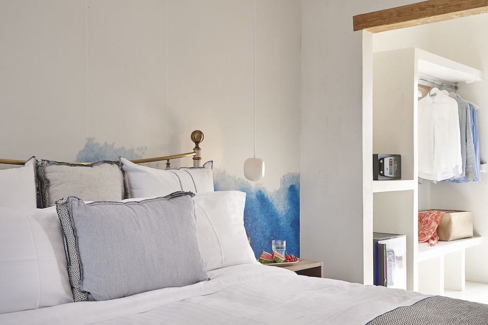 Parian Boutique Hotel 24/48