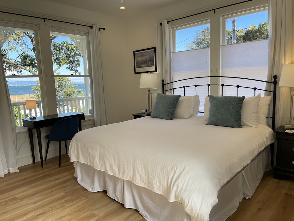 The Gables Inn - Sausalito 10/31