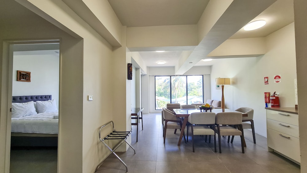 Ramada Suites by Wyndham Seafront Coral Coast 46/60