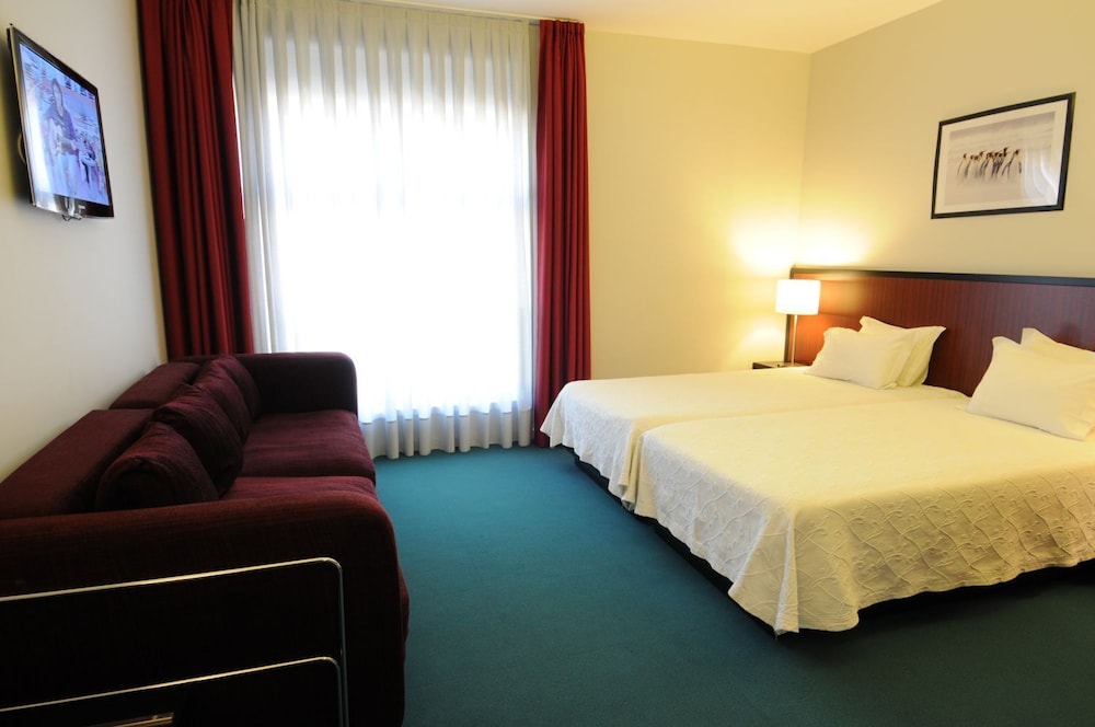 Torre Mar Hotel 5/31