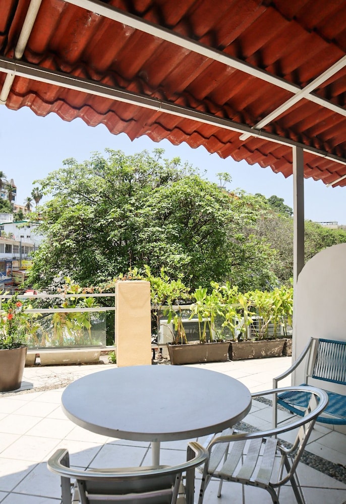 Acamar Beach Resort Acapulco 47/65
