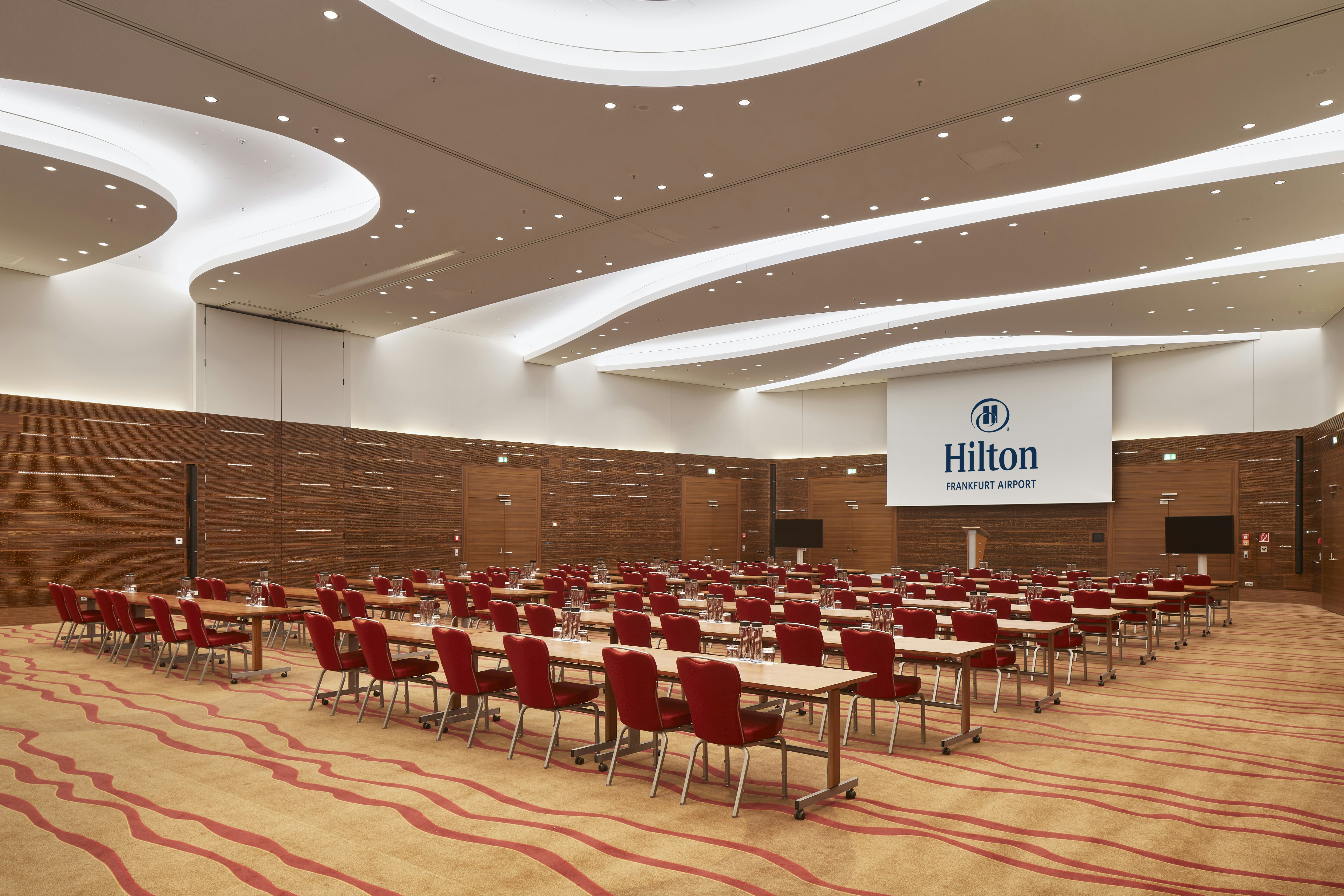 Hilton Frankfurt Airport 62/66