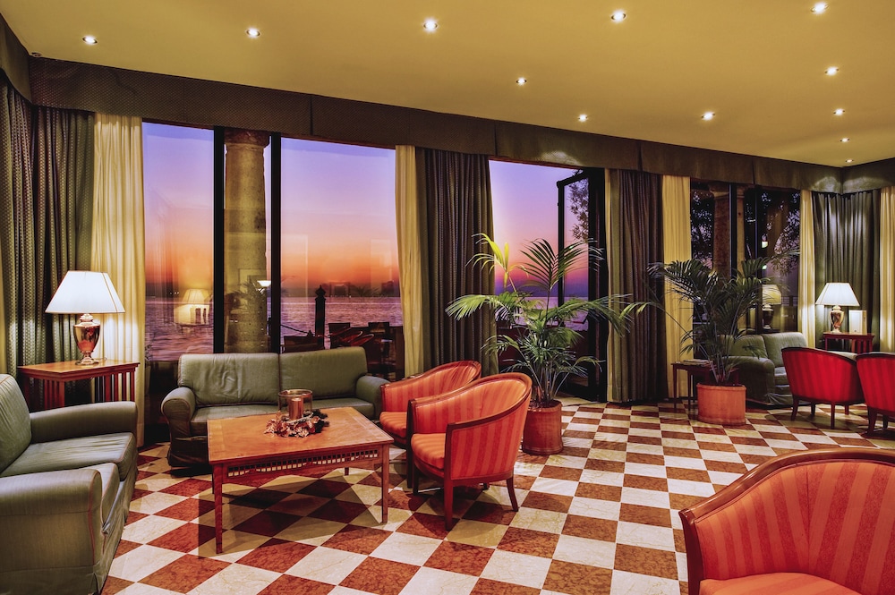 Hotel Sirmione E Promessi Sposi 46/69
