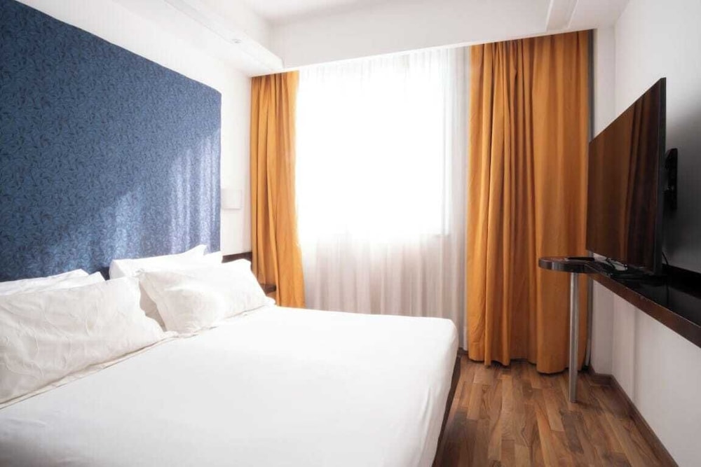 Imperatori Hotel Roma 15/62