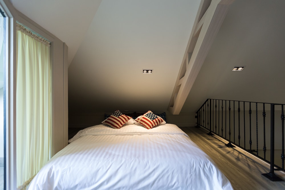 Family Suite, King Bed