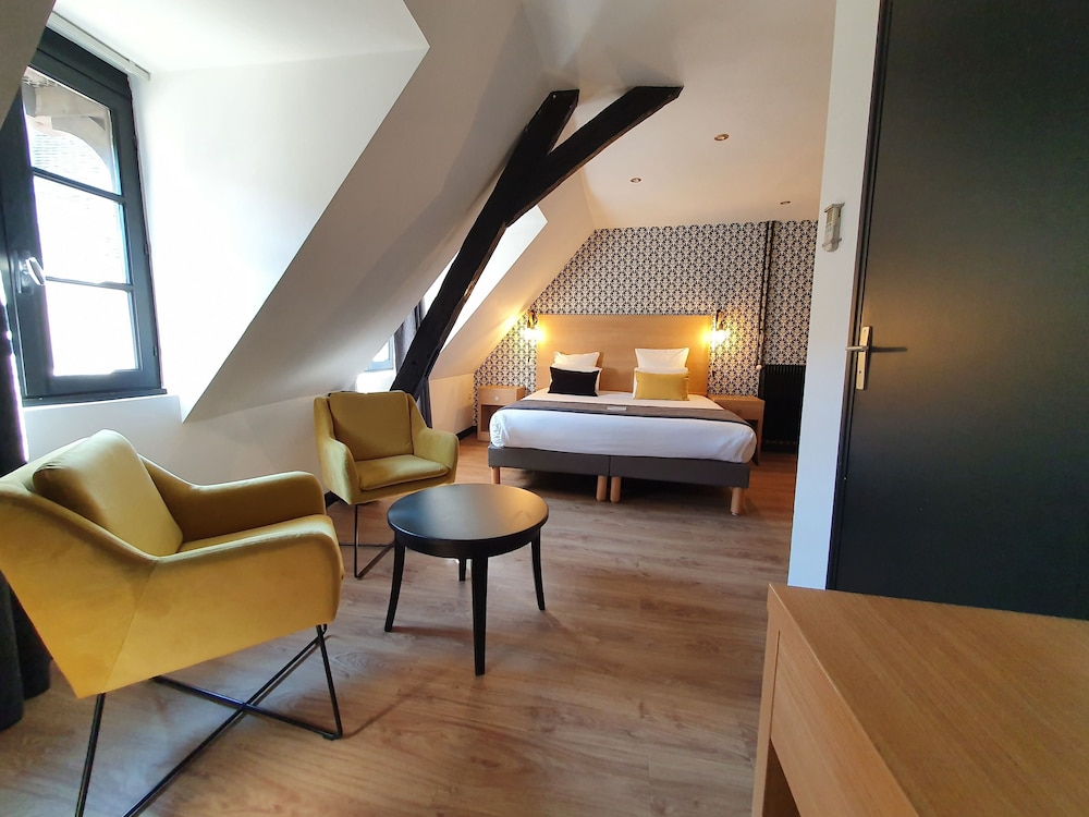 KYRIAD CHALON SUR SAONE CENTRE 52/63