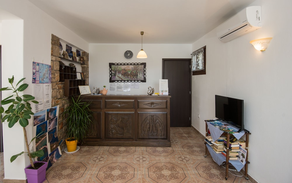 Marilena Apartments 6/45