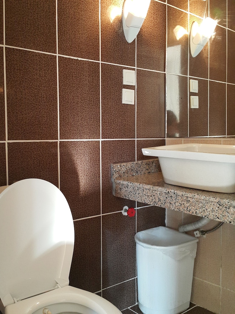 Mursel Pansiyon Garden Hotel 34/35